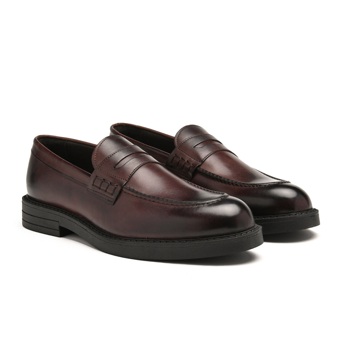 Mocasín de madera antigua