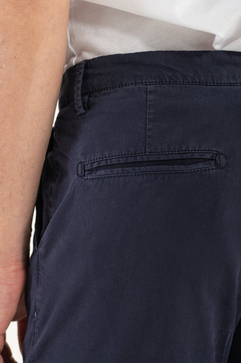 Pantalón azul Made in Italy