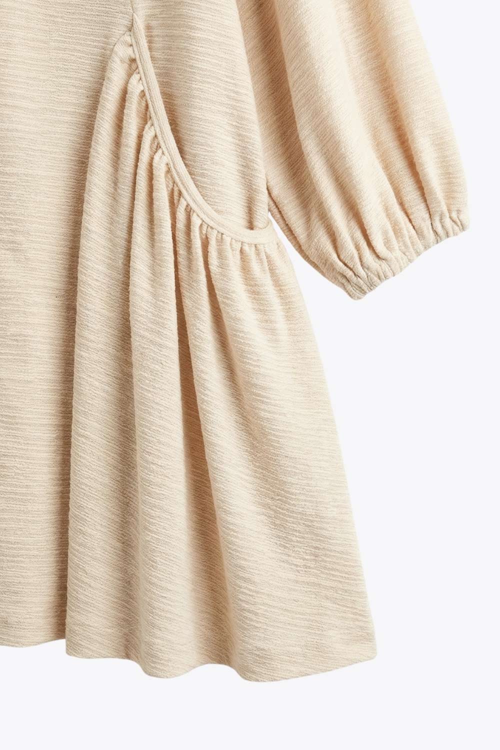 Vestido corto fluido
