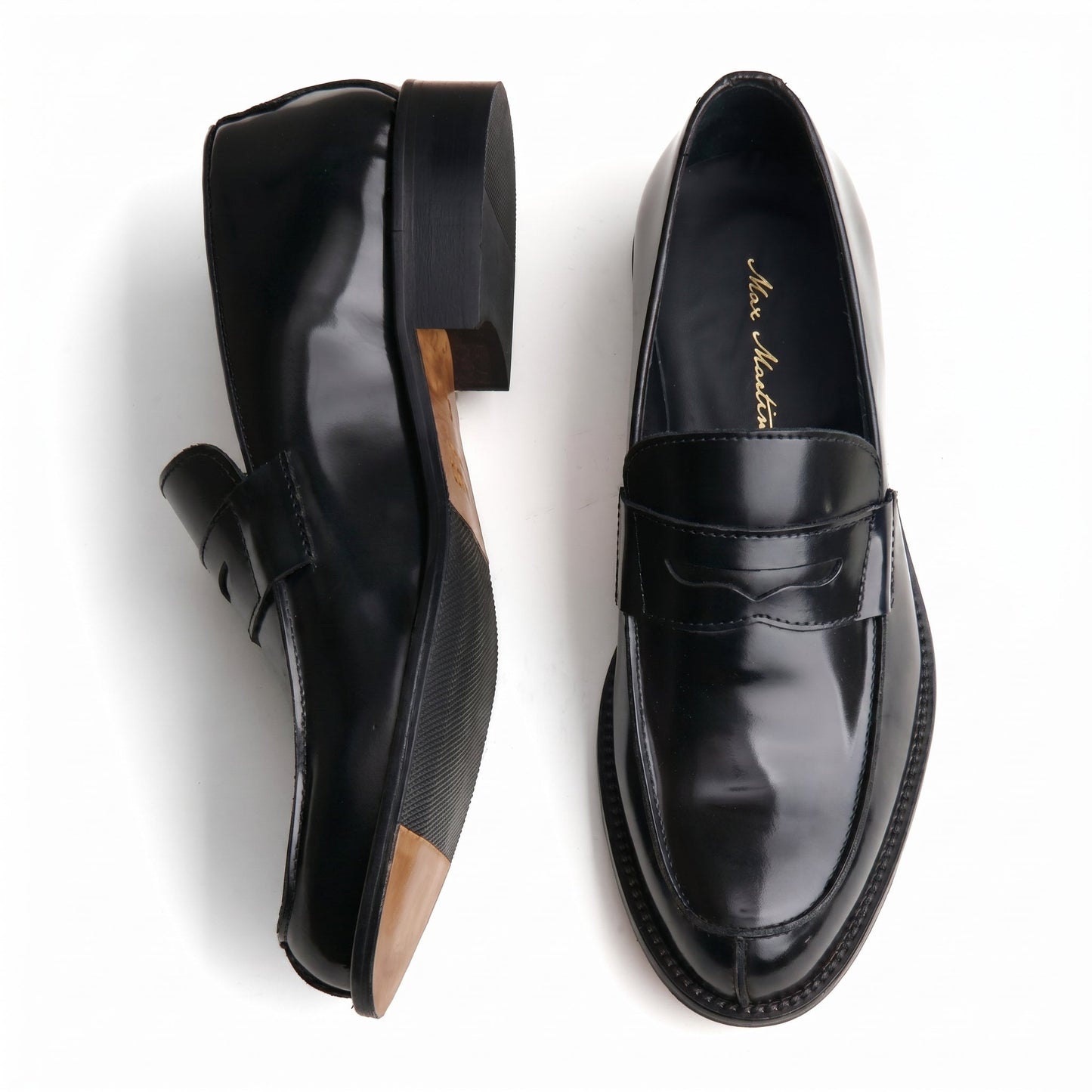 Mocasín desgastado negro