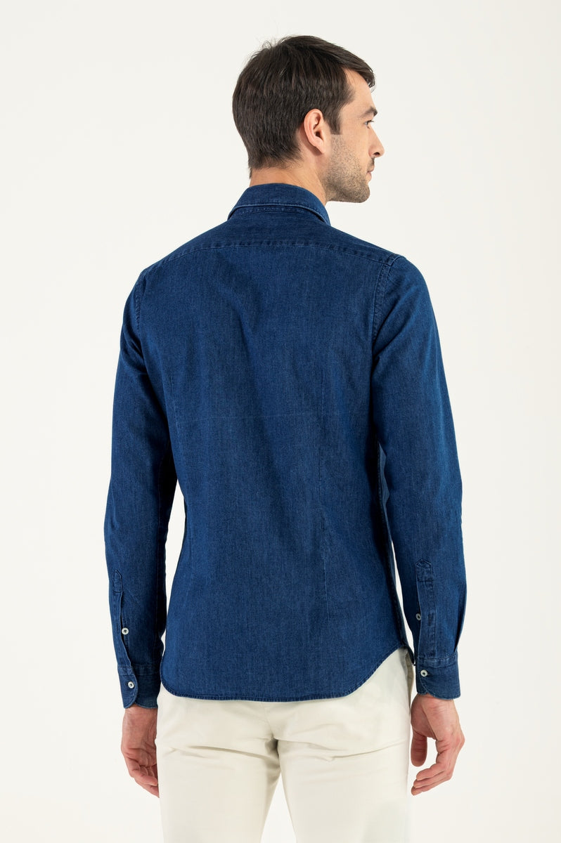 Camisa vaquera oscura para hombre