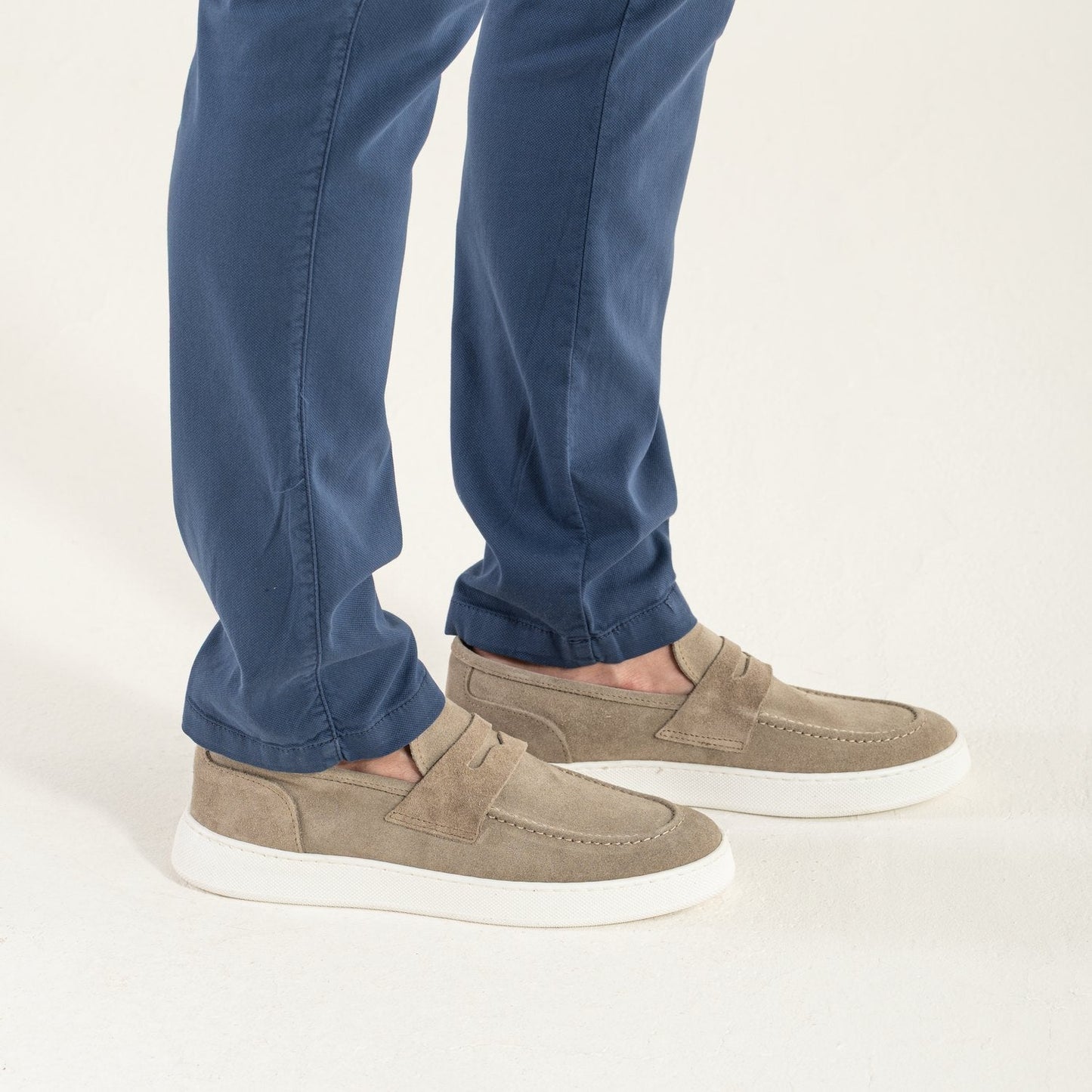 Mocasines para Hombre en Ante Beige