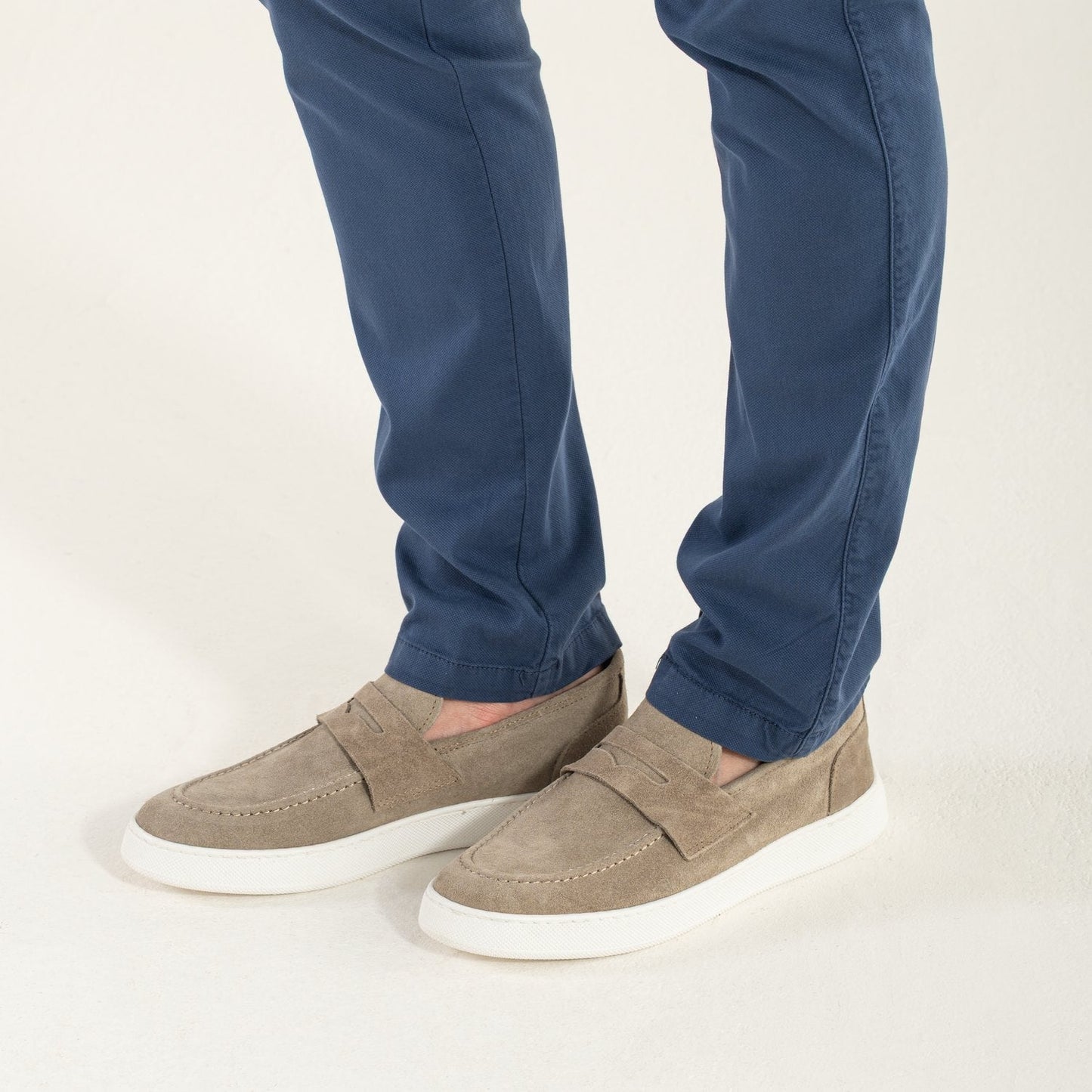 Mocasines para Hombre en Ante Beige