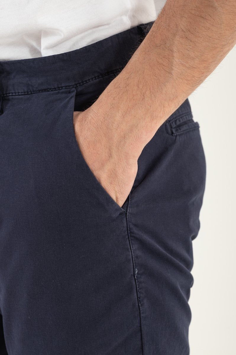 Pantalón azul Made in Italy
