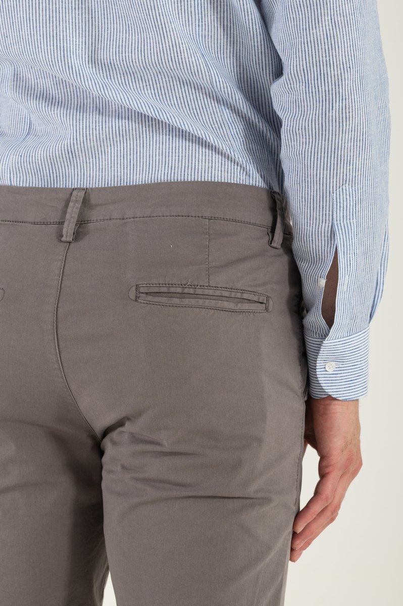 Pantalón gris Made in Italy