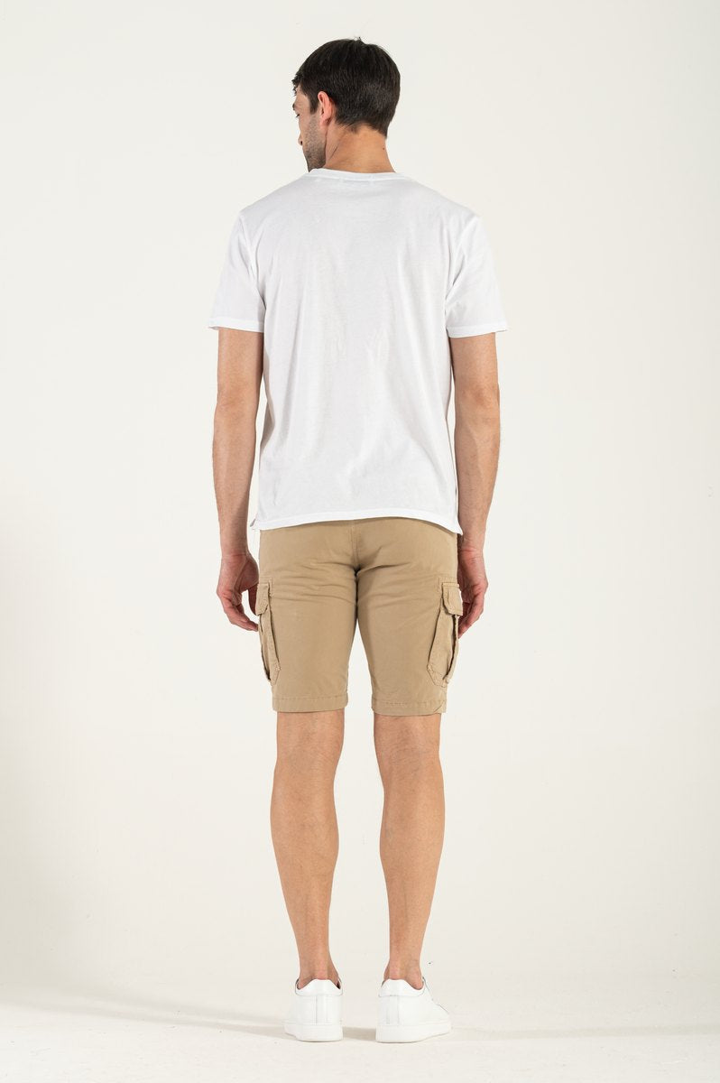 Camiseta blanca de media manga